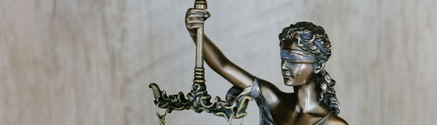 Vrouwe Justitia – Wide Vrouwe Justitia